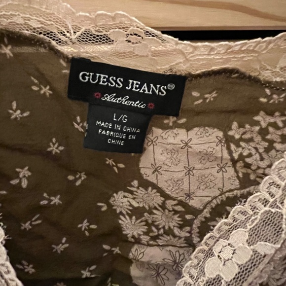 Guess tank top - Picture 2 of 3